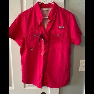 Columbia performance shirt